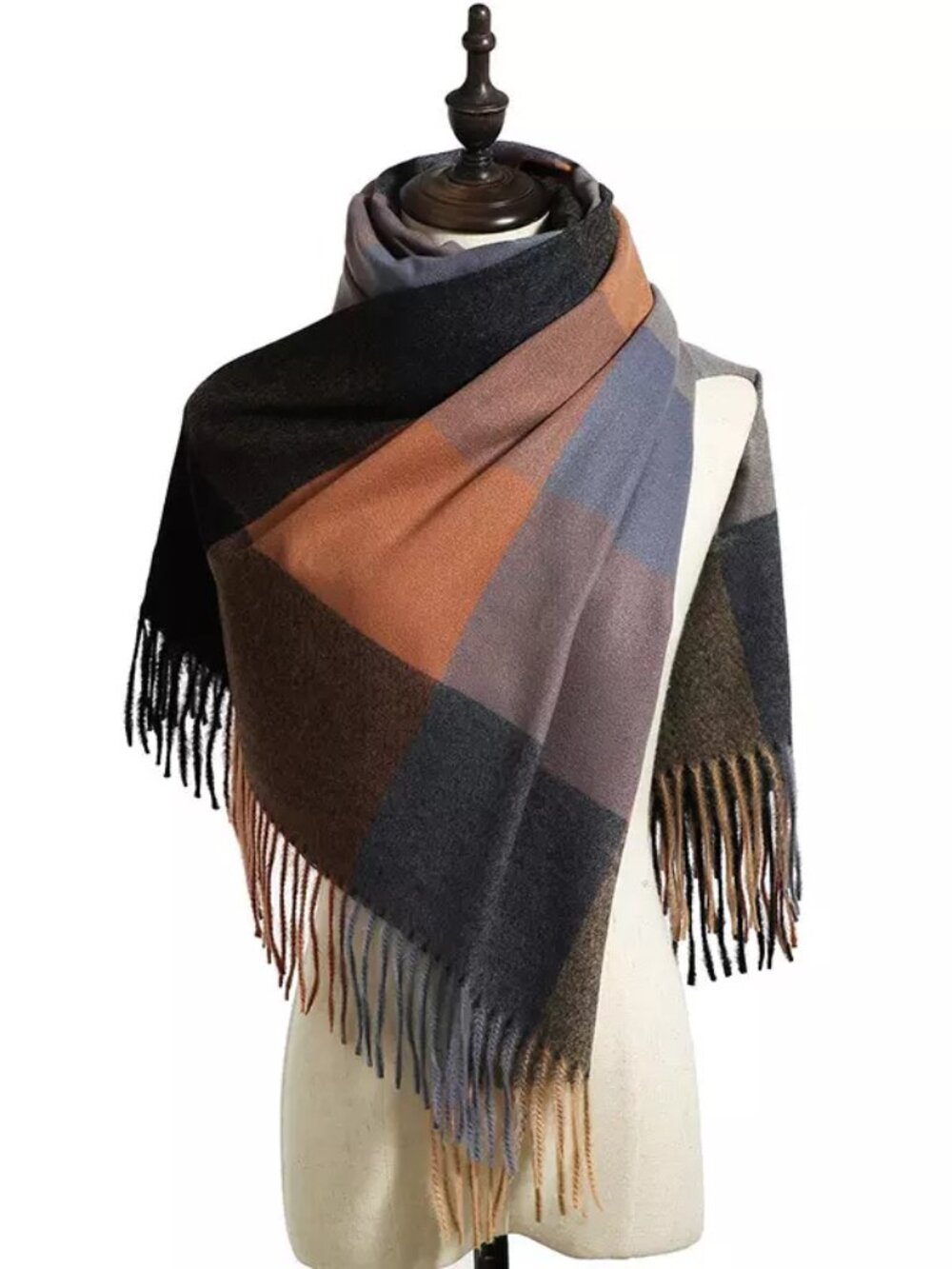 NWT Multi-Color Fringe Scarf - Picture 3 of 3